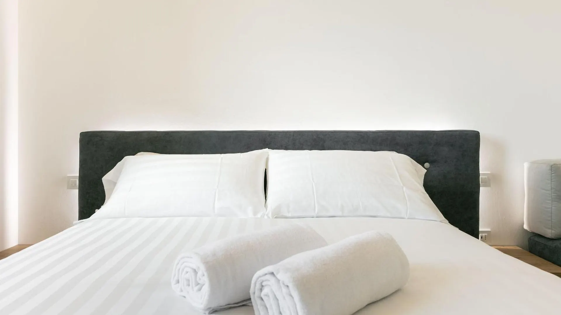 Domus Cavour Rooms&Suites Tirano