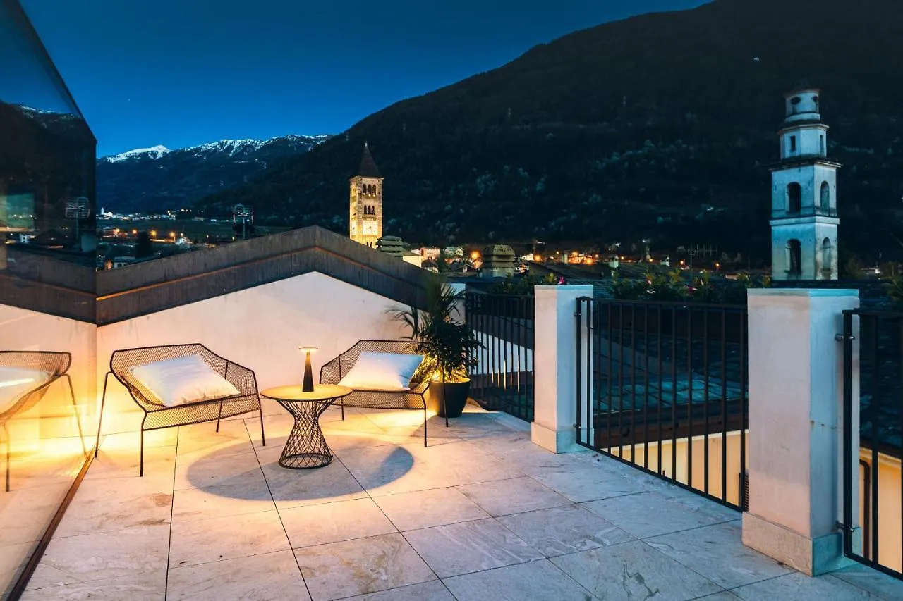 Domus Cavour Rooms&Suites Tirano 0*,  Italy