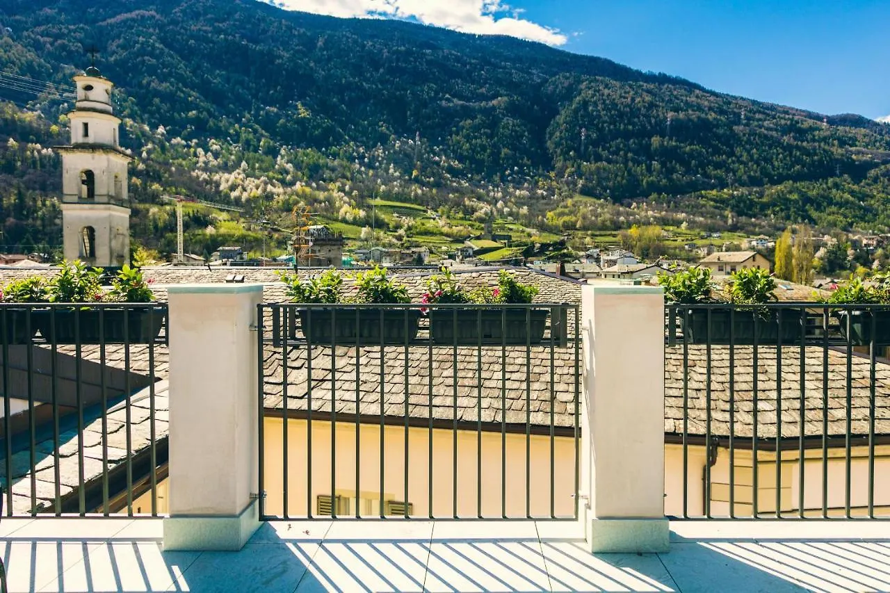 Domus Cavour Rooms&Suites Tirano Hotel